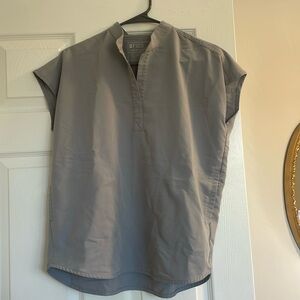 Figs women’s Rafaela scrub top size xs